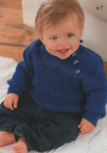 Load image into Gallery viewer, Peter Gregory Knitting Booklet AK21 Premature Babies toddler Outfits