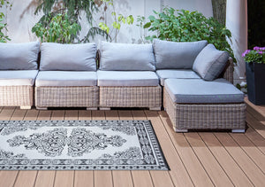 Persian Style Outdoor Garden Rug Reversible & Waterproof (120cm x 180cm)